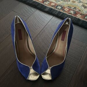 Neiman Marcus suede pump